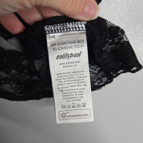 Edikted Eira Tank Top Women Size S Black Sheer Lace V-Neck Adjustable Straps NWT - Picture 7 of 14